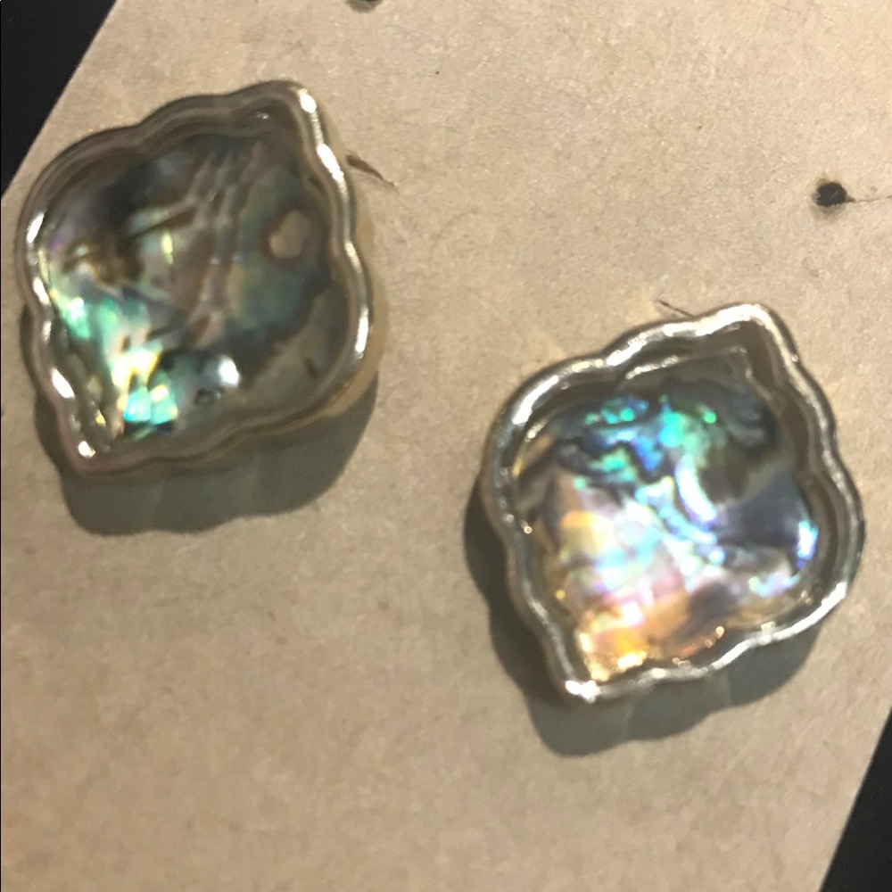Iridescent studs with gold outline